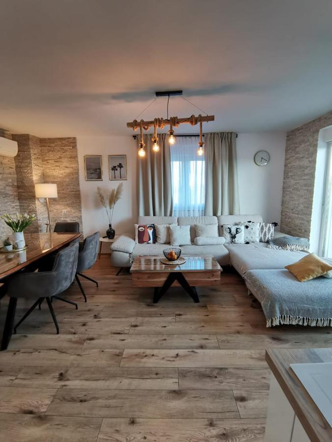 Apartment Dream Variant *