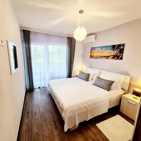 Dream Variant Trogir Exterior foto